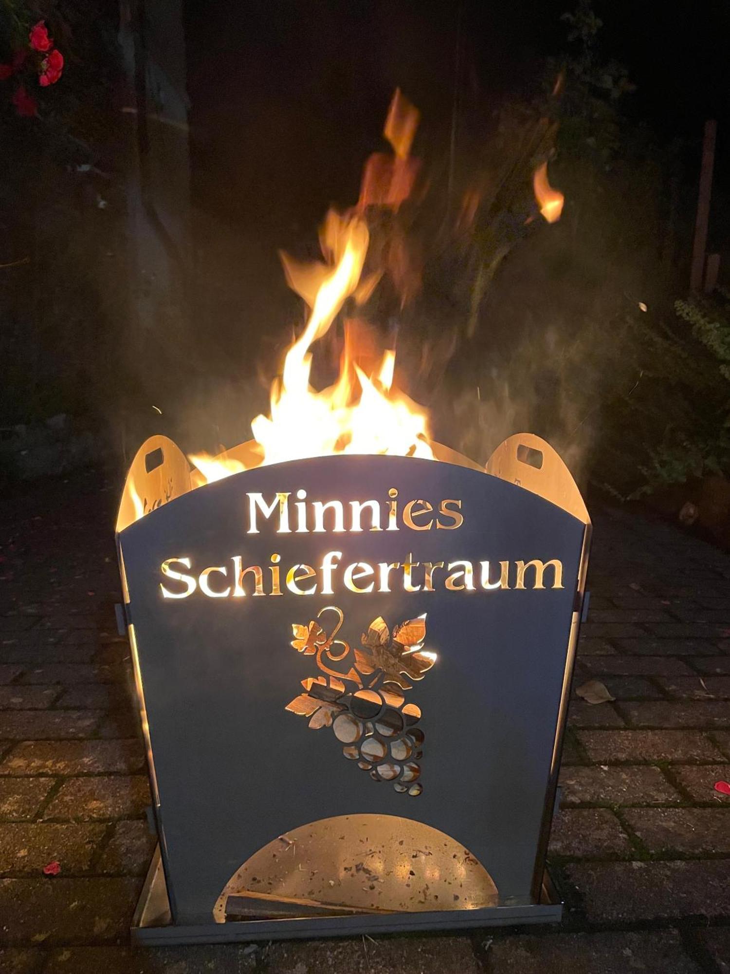 Ferienwohnung Minnies-Schiefertraum Brauneberg Esterno foto